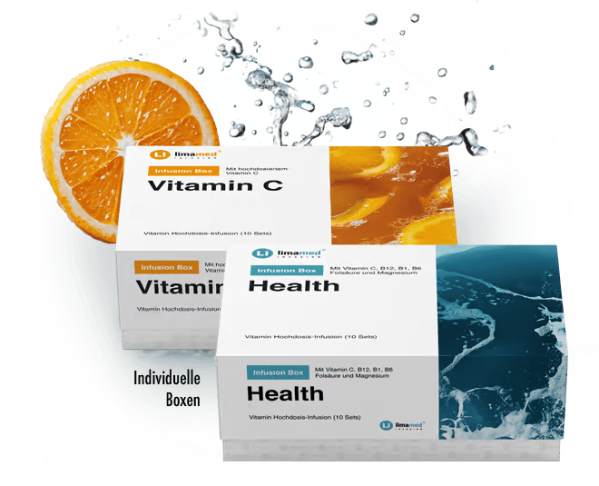 Das Bild zeigt die Boxen der Vitamin-C-Infusion und der Health-Infusion, begleitet von einer Orangenscheibe und Wassertropfen.
